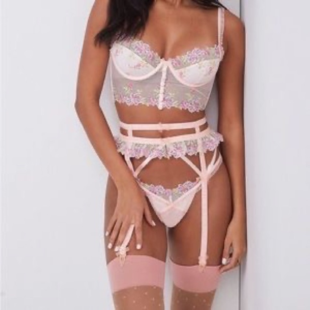 For Love & Lemons Floral Pink & Green Double Hook Garter Belt, Size S, NWOT